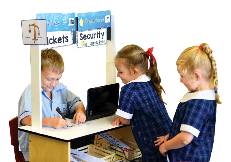 iTime students at ticket desk
